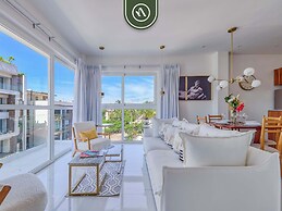 Great Design 1BR Condo - Rooftop Pool