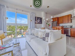 Great Design 1BR Condo - Rooftop Pool