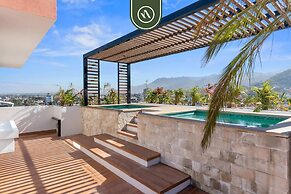 Boho 2 BR Condo - Dowtown - Rooftop Pool - Jacuzzi