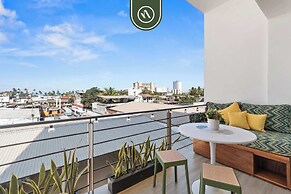 Boho 2 BR Condo - Dowtown - Rooftop Pool - Jacuzzi