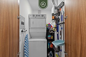 Boho 2 BR Condo - Dowtown - Rooftop Pool - Jacuzzi
