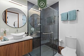 Boho 2 BR Condo - Dowtown - Rooftop Pool - Jacuzzi