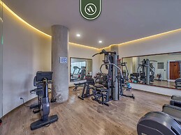 Centric 2BR Condo- Balcony - Rooftop Pool