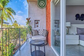 Centric 2BR Condo- Balcony - Rooftop Pool