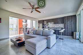 Centric 2BR Condo- Balcony - Rooftop Pool