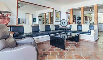 Ocean View 2Br Condo-balcony-beach-pool VDS 111