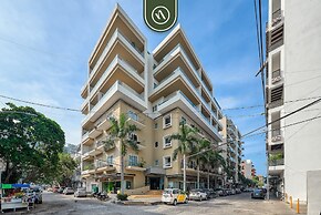 1BR Condo With Rooftop Pool - Romantic Zone