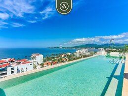 New 1 BR Condo With Amazing Rooftop Pool - Jacuzzi