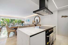 Amazing Condo - Beach Access - Spa - Pool