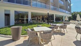 Amazing Condo - Beach Access - Spa - Pool