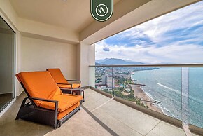 Beachfront Tropical 2 BR Condo - Pools - Gym