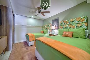 Beachfront Tropical 2 BR Condo - Pools - Gym