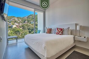 Oceanview Luxury Condo - Private Beach - Rooftpop