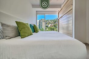 Oceanview Luxury Condo - Private Beach - Rooftpop