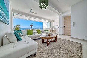 Oceanview Luxury Condo - Private Beach - Rooftpop