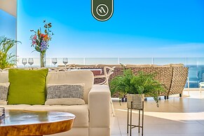 Oceanview Luxury Condo - Private Beach - Rooftpop