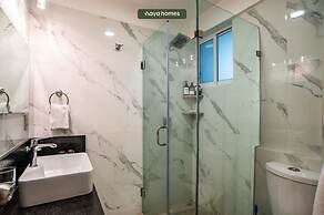 Beachfront 2BR Condo - Pool - Blue Flag Beach