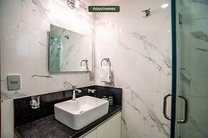 Beachfront 2BR Condo - Pool - Blue Flag Beach