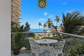 Beachfront 1 BR Condo With Multiple Pools - Gym