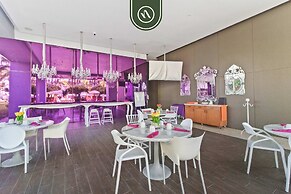 Beachfront 1 BR Condo With Multiple Pools - Gym