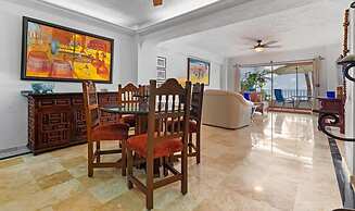 Ocean View 2Br Condo-balcony-beach-pool - 212