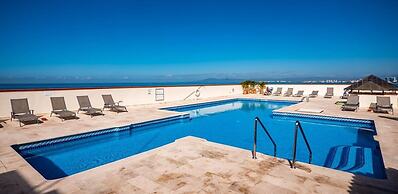 Ocean View 2Br Condo-balcony-beach-pool - 212