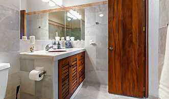 Ocean View 2Br Condo-balcony-beach-pool - 212