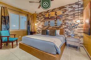 Great 2BR Condo With Rooftop Pool - Romantic Zone