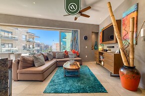 Great 2BR Condo With Rooftop Pool - Romantic Zone