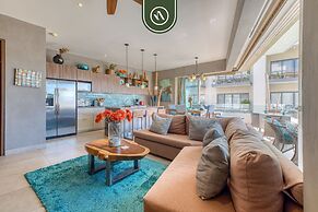 Great 2BR Condo With Rooftop Pool - Romantic Zone