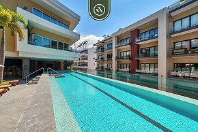 Great 2BR Condo With Rooftop Pool - Romantic Zone