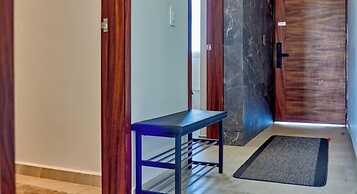 1BR Apartment - Private Balcony - Pool - Gym