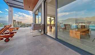 1BR Apartment - Private Balcony - Pool - Gym