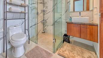 1BR Apartment - Private Balcony - Pool - Gym