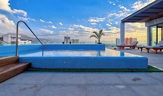 1BR Apartment - Private Balcony - Pool - Gym