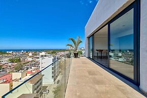 1BR Apartment - Private Balcony - Pool - Gym