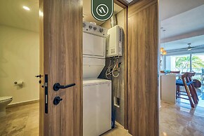 Oceanview 1 BR Condo - Beach - Multiple Pools