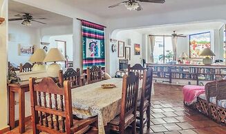 Ocean View 2Br Condo-balcony-beach-pool - 604