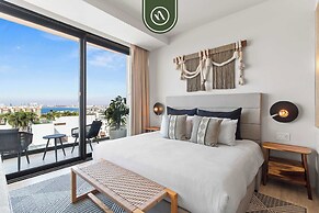 Luxury Oceanview Condo - Rooftop Pool - Downtown