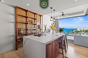 Luxury Oceanview Condo - Rooftop Pool - Downtown