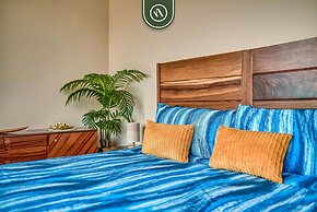 Brand New Studio - 2 Min to Beach - Rooftop Pool