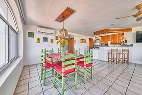 2BR Condo - Dipping Pool - Outstanding View