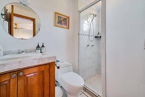 2BR Condo - Dipping Pool - Outstanding View