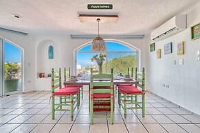 2BR Condo - Dipping Pool - Outstanding View