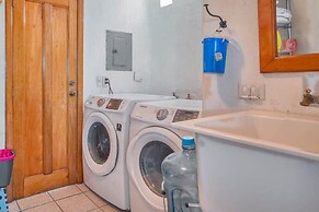 2BR Condo - Dipping Pool - Outstanding View
