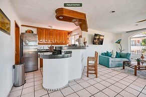 2BR Condo - Dipping Pool - Outstanding View