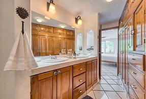 2BR Condo - Dipping Pool - Outstanding View