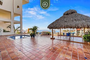 Mexican 2 BR Condo - Private Pool - Romantic Zone