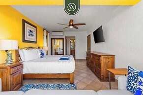 Mexican 2 BR Condo - Private Pool - Romantic Zone