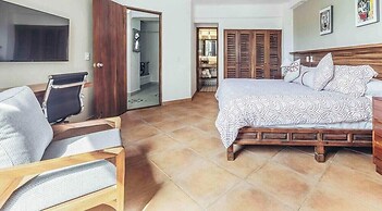 Ocean View 2Br Condo-balcony-beach-pool - 214